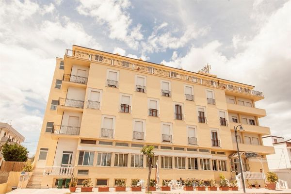 Hotel Enotria (Amendolara)
